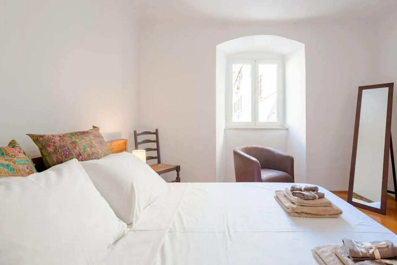 Lct Alberti Palace Apartment Split