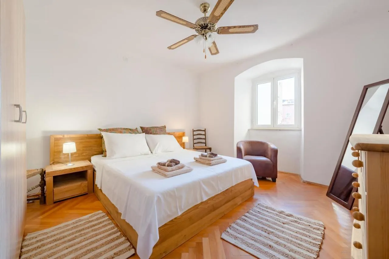 Lct Alberti Palace Apartment Split Chorvatsko